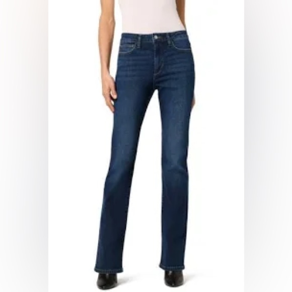Joe’s Jeans blue denim straight leg jeans size 32